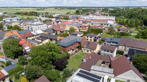 Przestronny budynek mieszkalno-usługowy