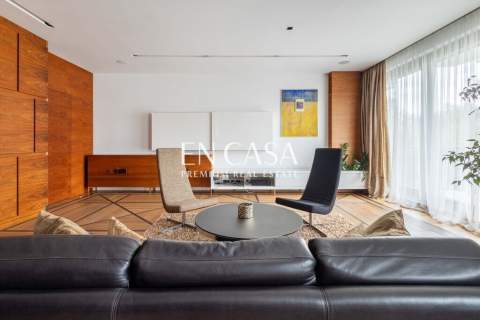 Wyjątkowy apartament przy Łazienkach