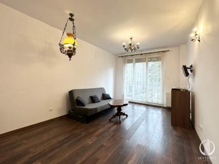 Dwa nieprzechodnie pokoje z balkonem na Grochowie