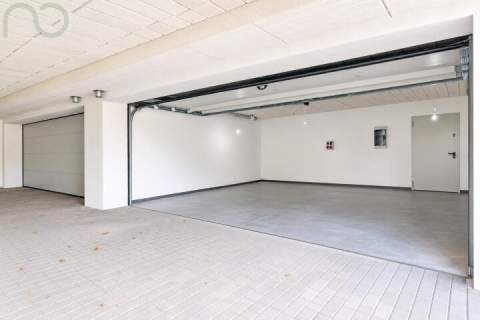 Przestrzeń domu 127 m2 taras 66 m2 garaż 2 auta Julianów