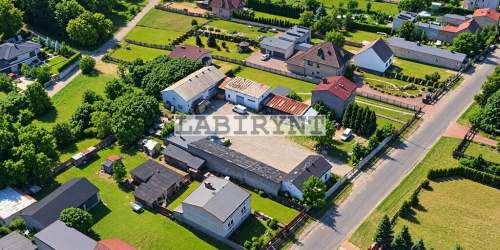 Hale, budynki pod działalność 327m2, działka 2400m2