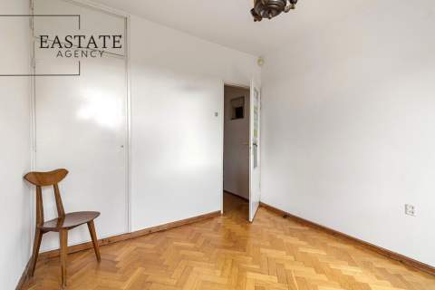 Saska Kępa oddzielna kuchnia duży balkon garaż 2 komórki