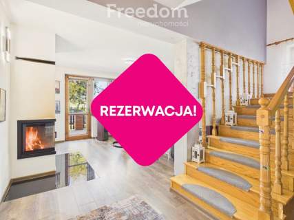 Dom z kominkiem, ogrodem i 2 garażami