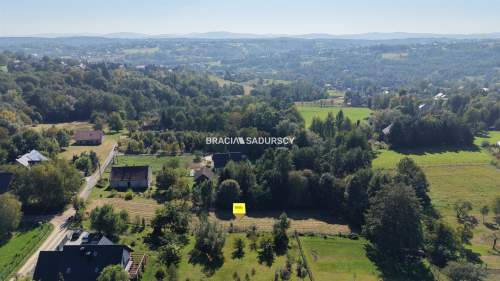 DZIAŁKA BUDOWLANA UZBROJONA PRZY WIELICZCE 32 ARY