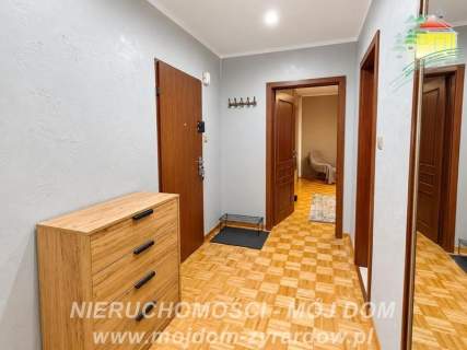 Gotowe do zamieszkania M-3 na Osiedlu Wschód, duży balkon.