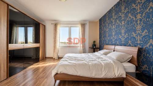 Dom wolnostojący z garażem 1372 m2 działka