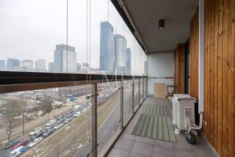 500m do metra klimatyzacja loggia garaż