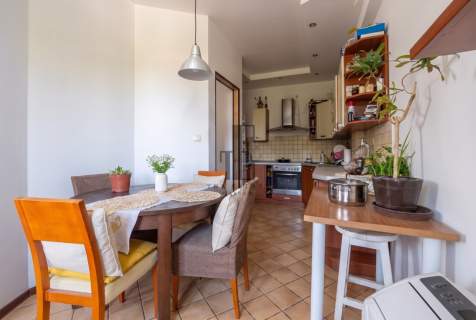 3 POKOJE 84,4 M 2 BALKONY GARAŻ