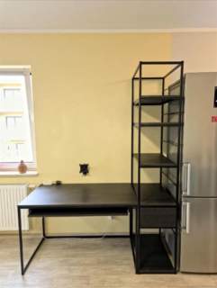 Słonimskiego/2018/2 balkony/miejsce post./komórka