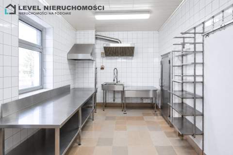 Lokal produkcyjno   handlowy w mieście