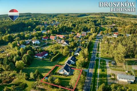 Gotowy dom, z pompą ciepła i fotowoltaiką