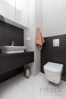 Apartament 3 pokoje ul.Waldorffa garaż i komórka