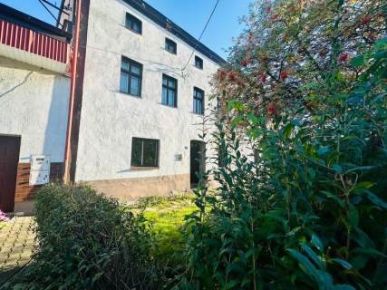 Kamienica 10 pokoi, działka 486 m2 Centrum Borowa