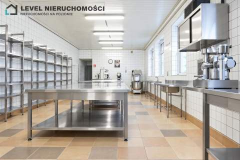 Lokal produkcyjno   handlowy w mieście