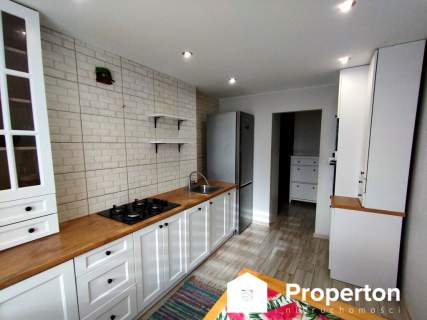 Parter, duży balkon i piwnica 13,19 m Glinojeck