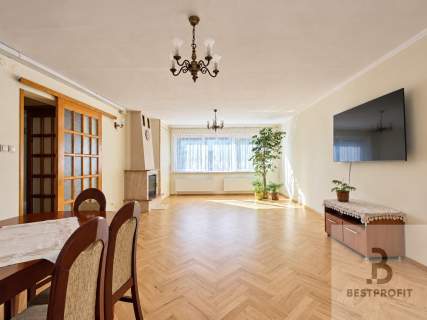 Dom z częścią usługową Działka 1107m2 Słupsk