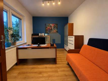 Dom wolnostojący 244 m2 6 pokoi Garaż w bryle