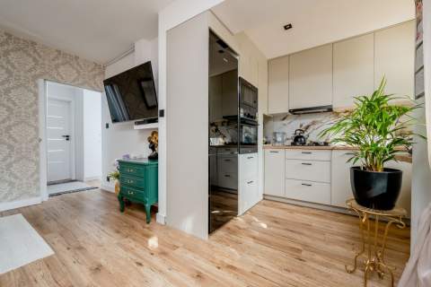  43,5 m 2 sypialnie Balkon Po remoncie