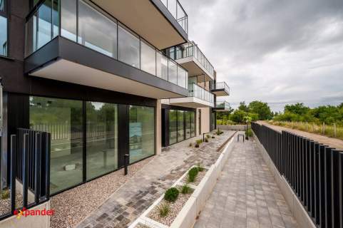 Wykończone i umeblowane 2 pokoje z ogródkiem, jacuzzi, 2x sauna