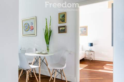 Wygodny, przestronny i klimatyczny apartament