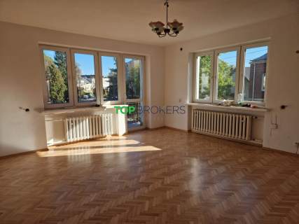 Wygodny dom w trakcie remontu, hostel/firma