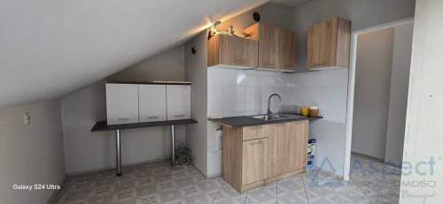 Wynajem, biuro, parking, okol Pl. Szarych Szeregów