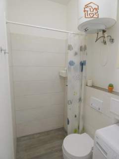 Niecała 3, Centrum, jasna kawalerka pet friendly