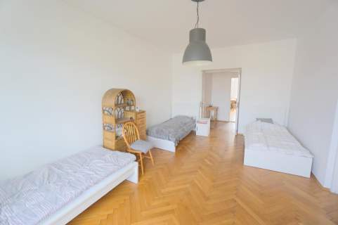 2 pokoje, 81 m , ostatnie piętro, widok na Wawel