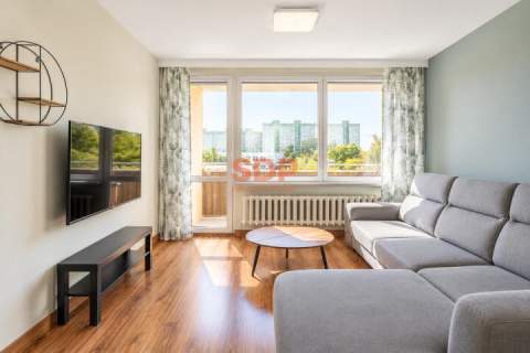 3 Pokojowe Mieszkanie na Nowym Dworze Balkon Komórka