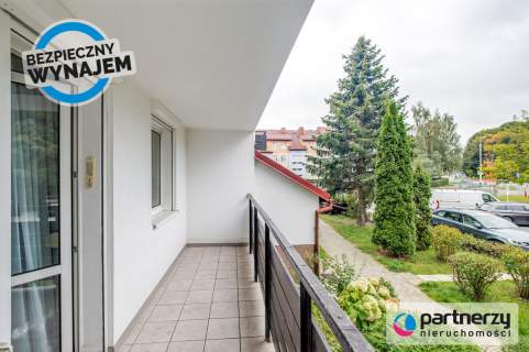 3 pokoje duży balkon Gdynia Dąbrowa
