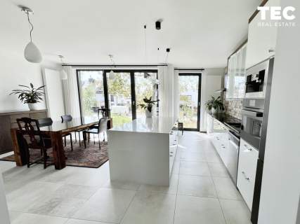Dwupoziomowy apartament z ogrodem i dużym tarasem Kraków, Bro