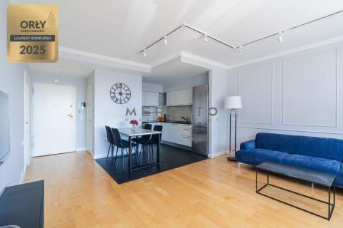 Apartament przy placu Grzybowskim