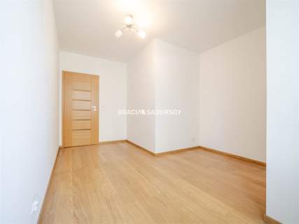 3 pok 65m2 nowe budownictwo winda Centrum