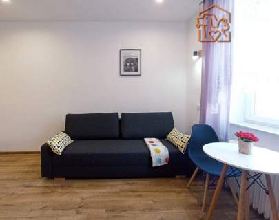 Wynajmę kawalerkę pet friendly,Al.Niepodległości 5
