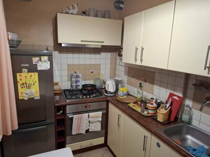 Wynajmę 2 pokojowe umeblowane i wyposażone mieszkanie.