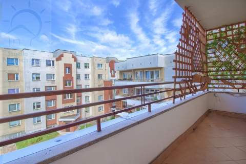 odświeżone, duży balkon, blisko centrum