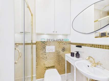 Elegancki Apartament na 10 piętrze