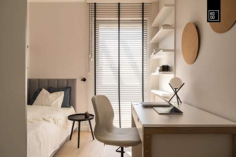 Wykończony apartament z antresolą i balkonem