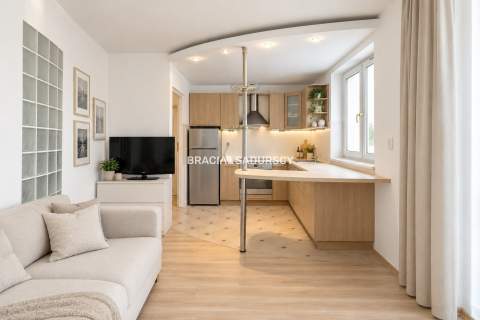 DO REMONTU KLINY 40m2 PARTER ZIELEŃ