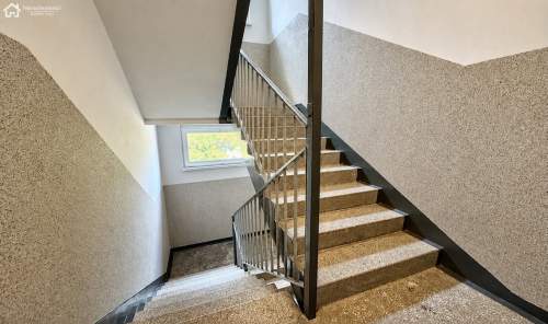 3 pokoje Balkon Do remontu Duży potencjał