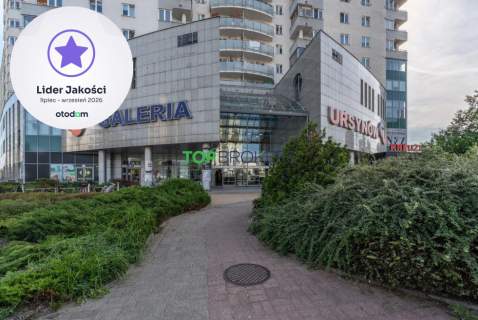 Lokal z dużą witryną, blisko metra