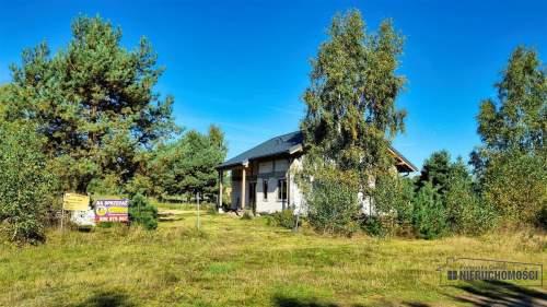 Dom blisko jeziora Dołgie działka 1163 m2.