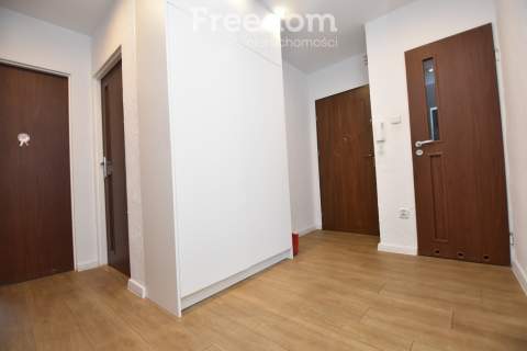 PARTER, blok, balkon 3 POKOJE