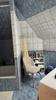 Dom z apartamentem przy jeziorze i lesie