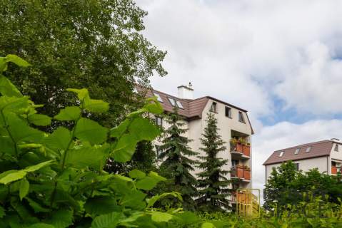 Dwupoziomowe 100m2 Sauna Kominek Garaż