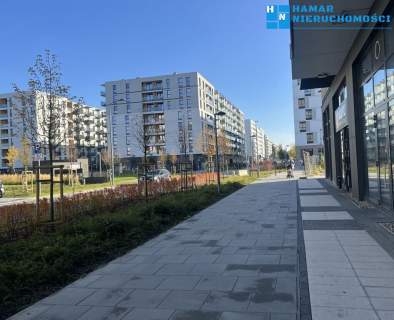 Lokal użytkowy na parterze 51,52 m 35,06 m antresoli