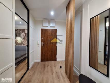Apartament w centrum miasta z widokiem na park