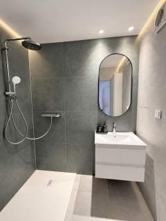3-pokoje na Winogradach 66,5 m balkon piwnica