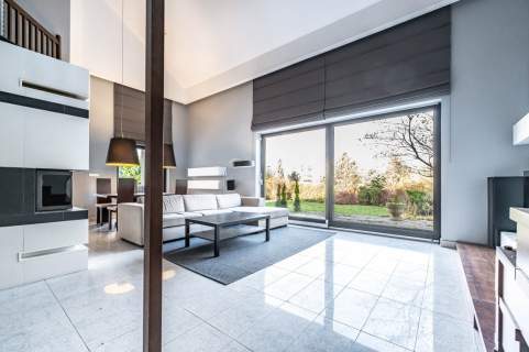 Salon o wysokości 6 m