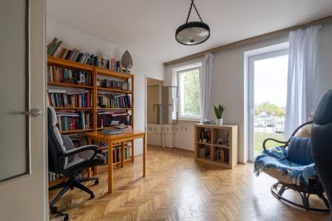 Balkon 3/4 pokoje Do remontu Piwnica